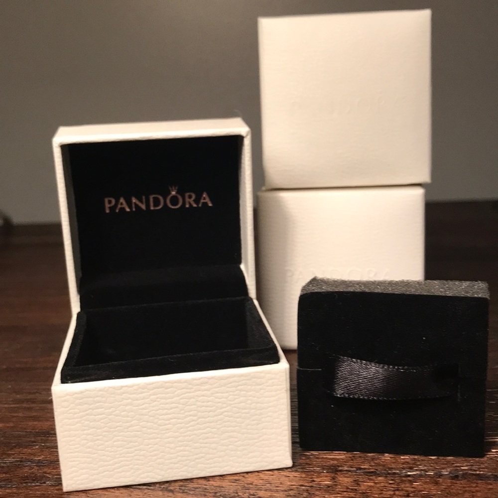 Pandora Charm Ring Box